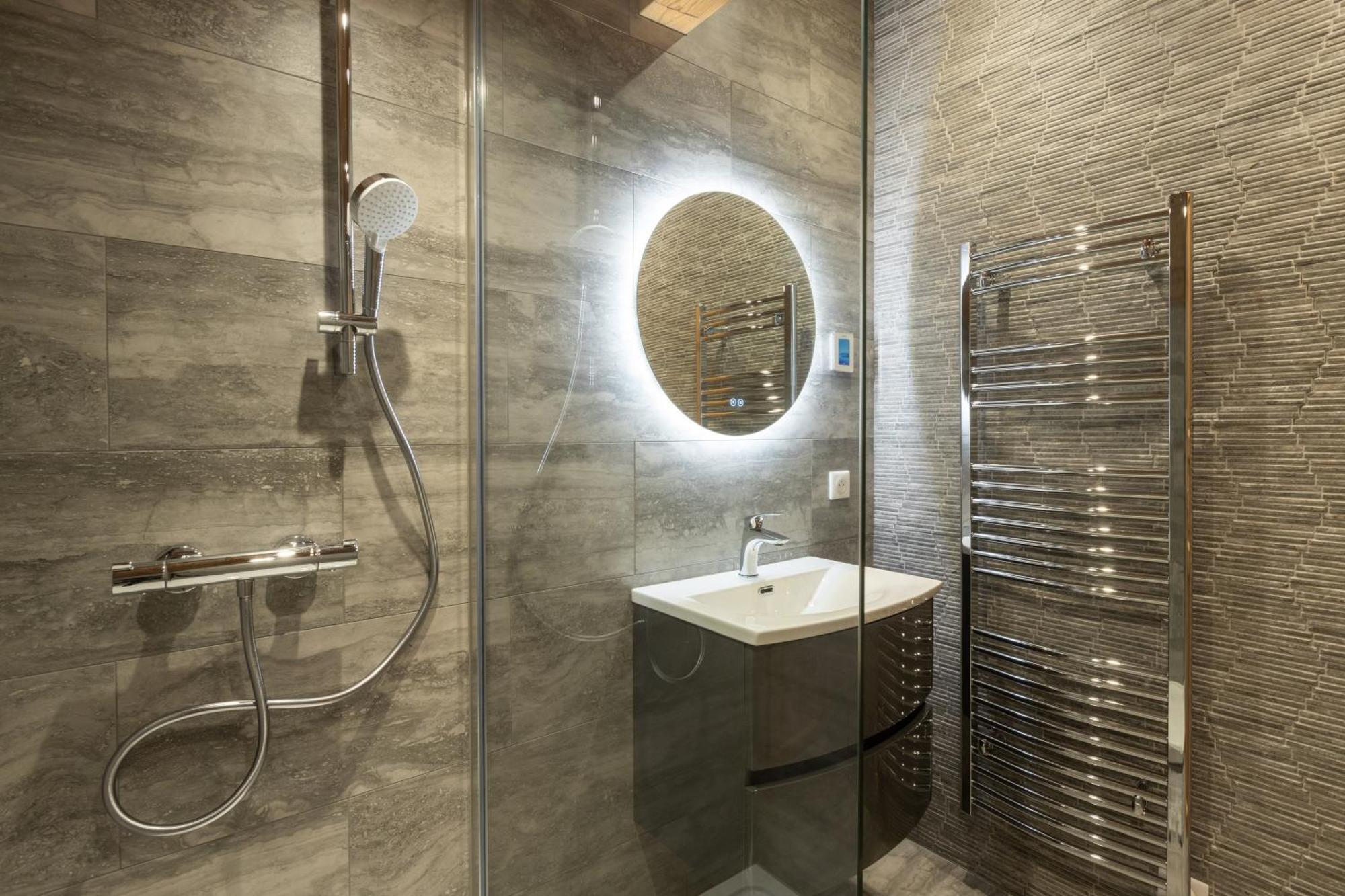 Chalet Le Saint Georges, Morzine, Proche Centre Luaran gambar