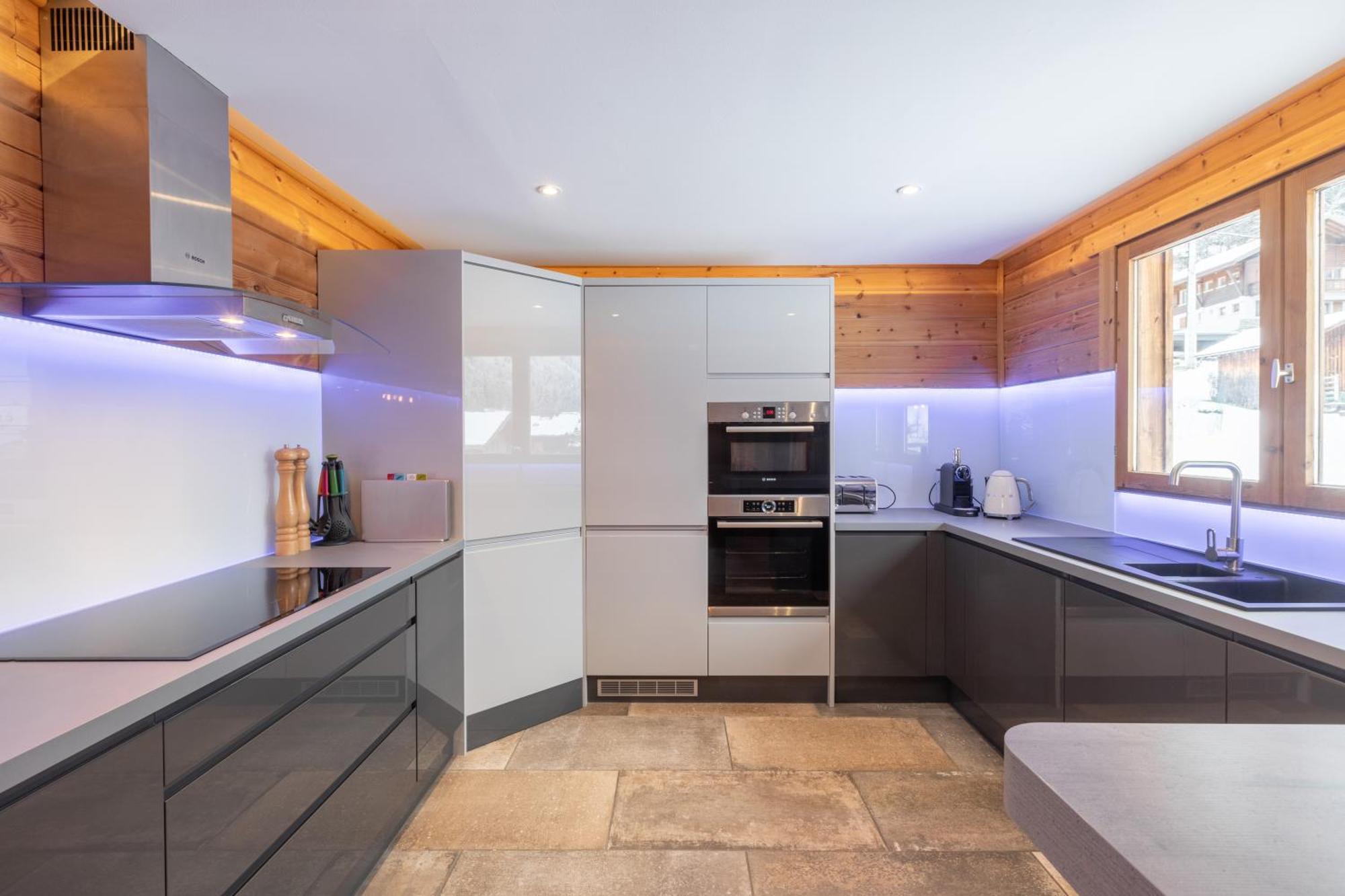 Chalet Le Saint Georges, Morzine, Proche Centre Luaran gambar