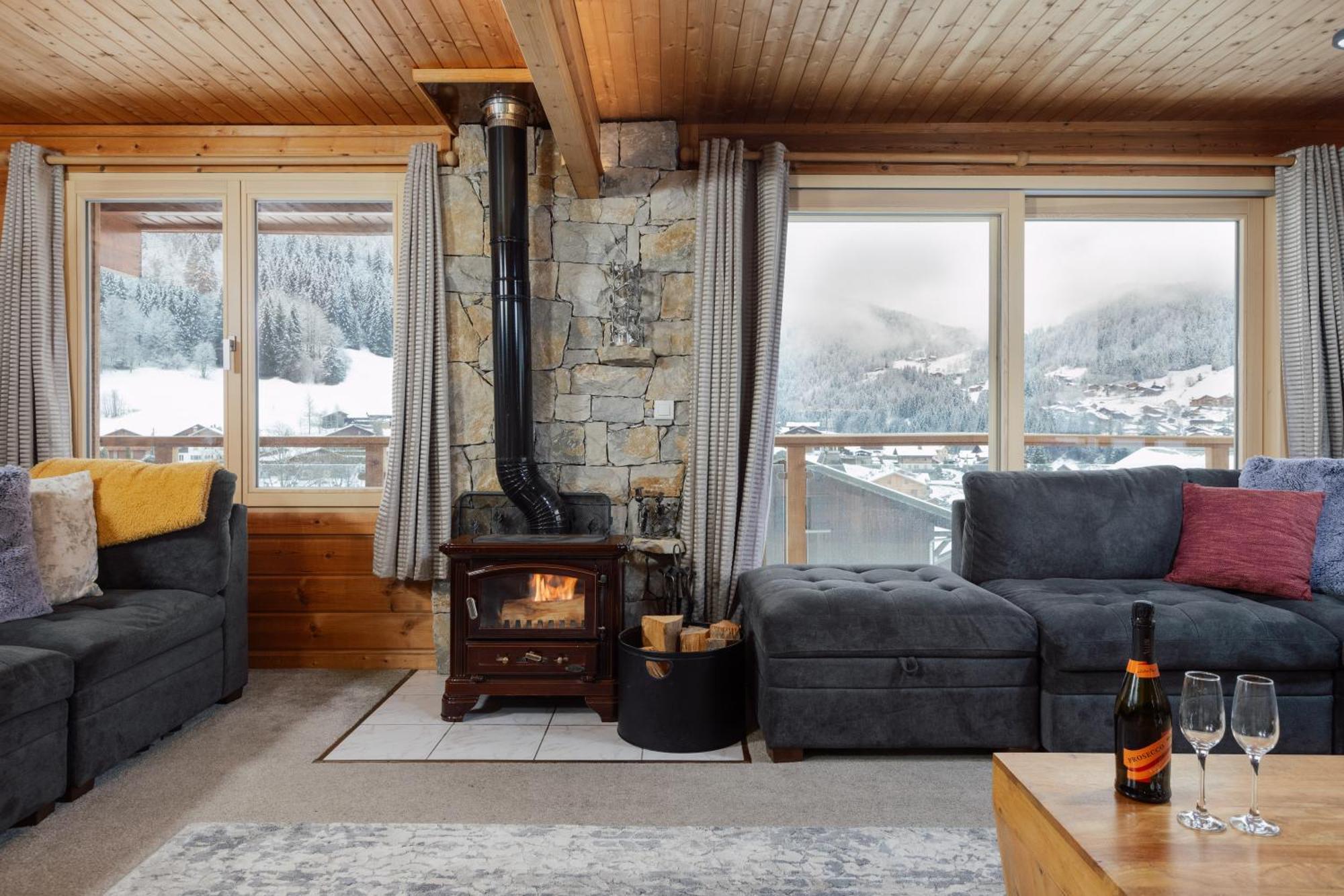 Chalet Le Saint Georges, Morzine, Proche Centre Luaran gambar